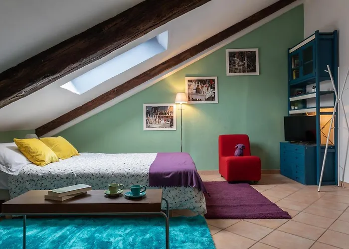 Apartment Il Nido Dei Colori Di Palazzo Saluzzo