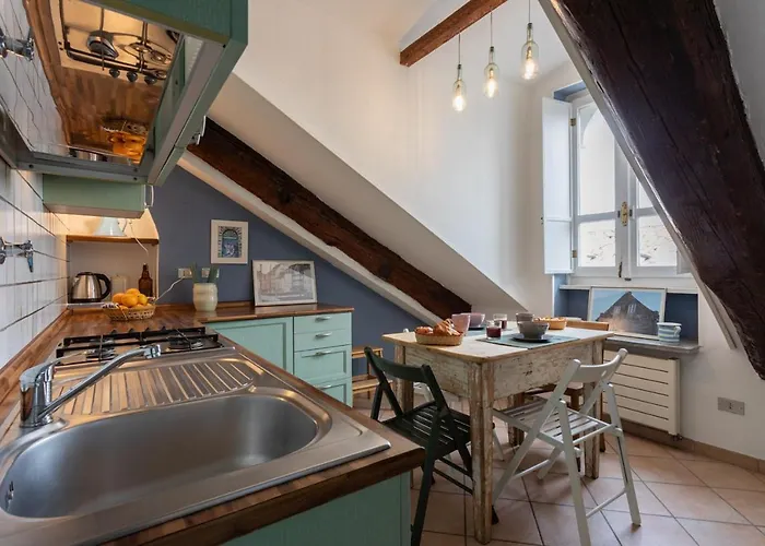 Il Nido Dei Colori Di Palazzo Saluzzo Apartment *