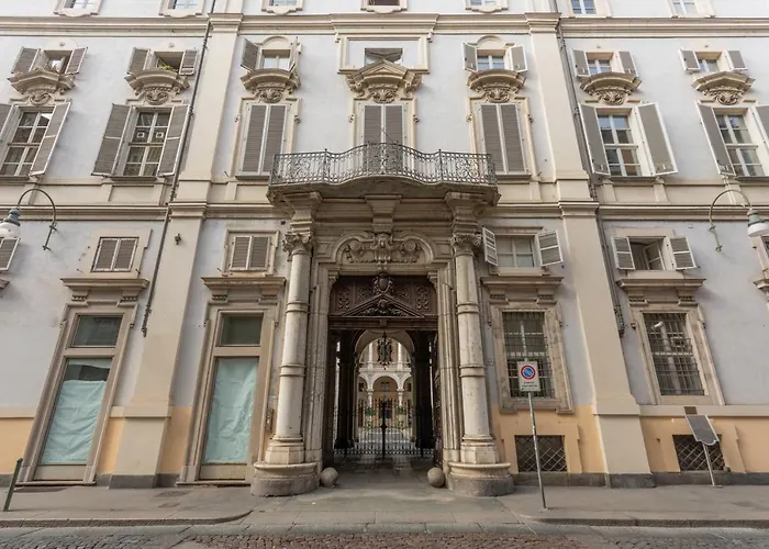 Il Nido Dei Colori Di Palazzo Saluzzo