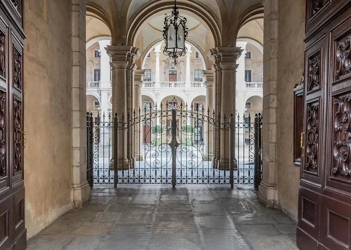 Il Nido Dei Colori Di Palazzo Saluzzo Lejlighed