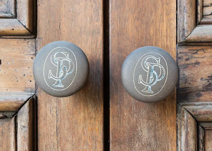 Apartment Il Nido Dei Colori Di Palazzo Saluzzo Turin