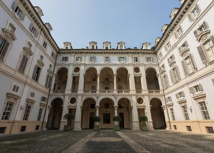 Il Nido Dei Colori Di Palazzo Saluzzo