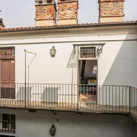 Il Nido Dei Colori Di Palazzo Saluzzo *